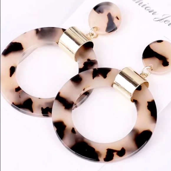 New! Anthropologie BaubleBar Resin Earrings - Picture 2 of 4